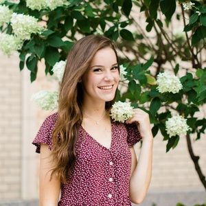 Meet your Posher, Cierra